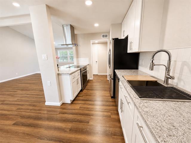 Foto del edificio - 901 Melrose Dr
