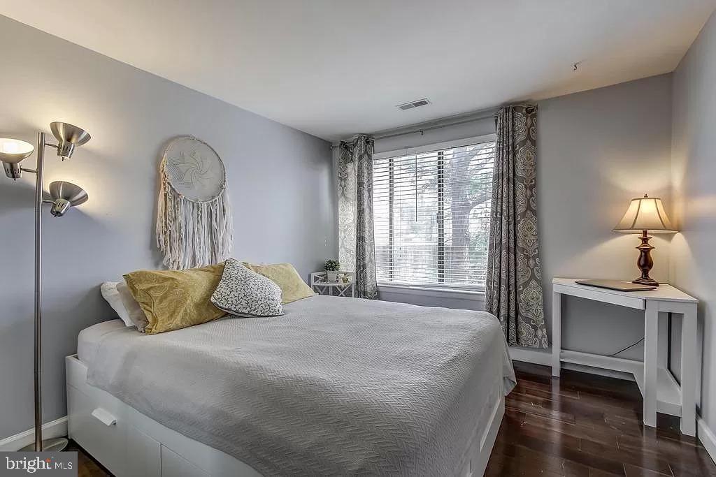 Foto principal - 13124 Wonderland Way