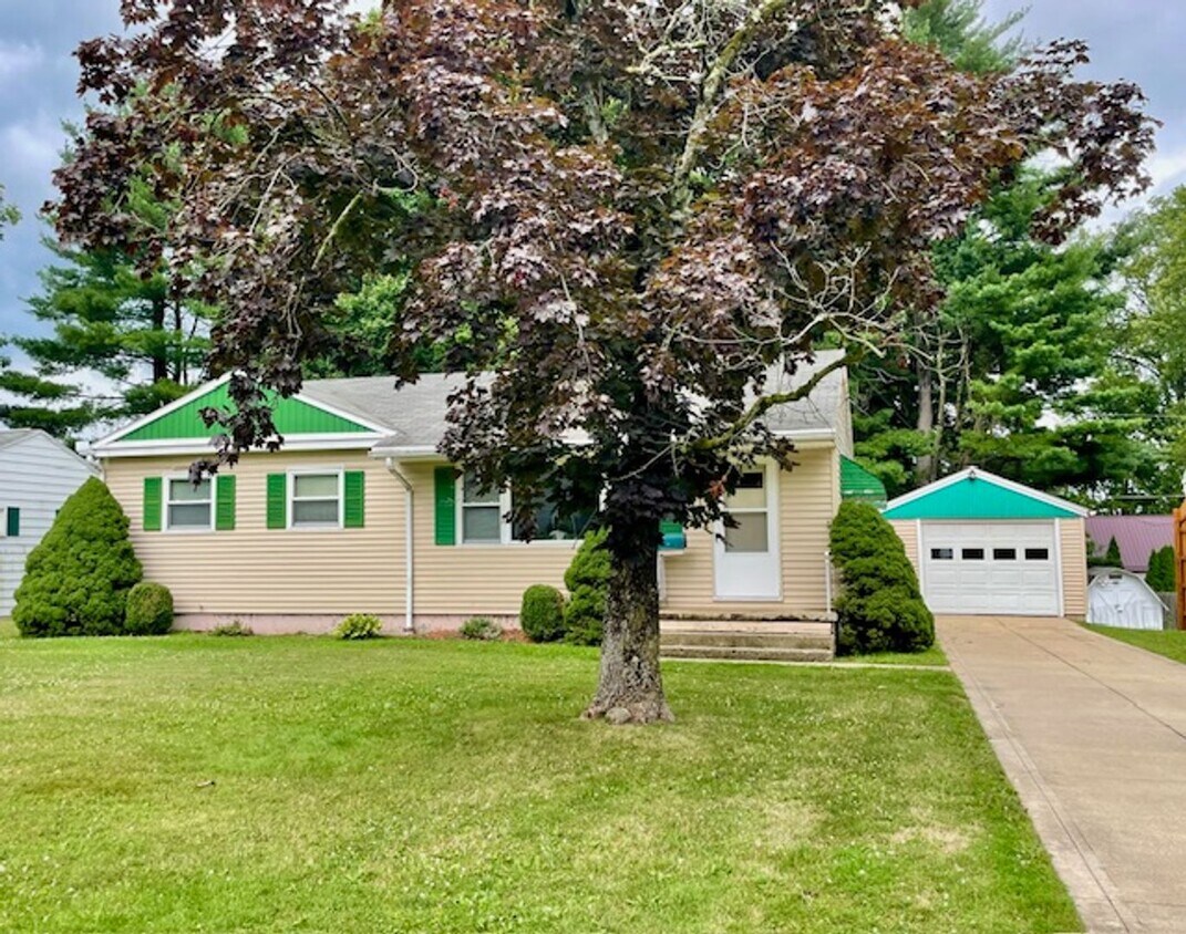 In BELLVILLE! 3 Bedroom Ranch Home! - In BELLVILLE!  3 Bedroom Ranch Home!