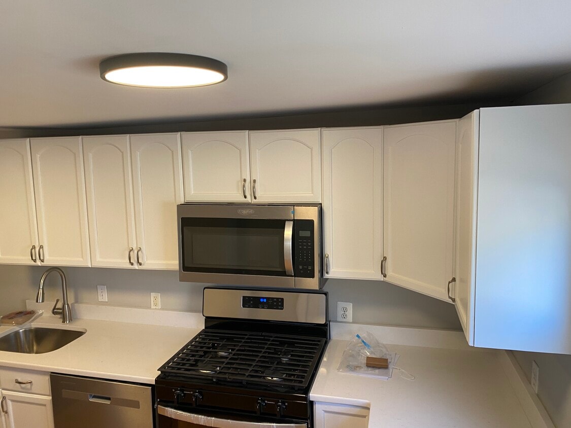 219 Concord St, Eddystone, PA 19022 Townhome Rentals in Eddystone PA