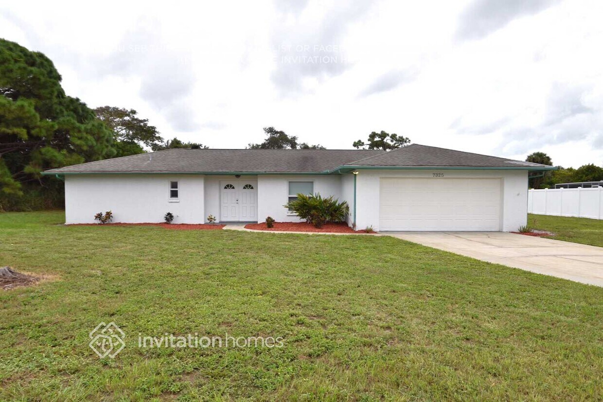 Foto principal - 7325 Claries Dr