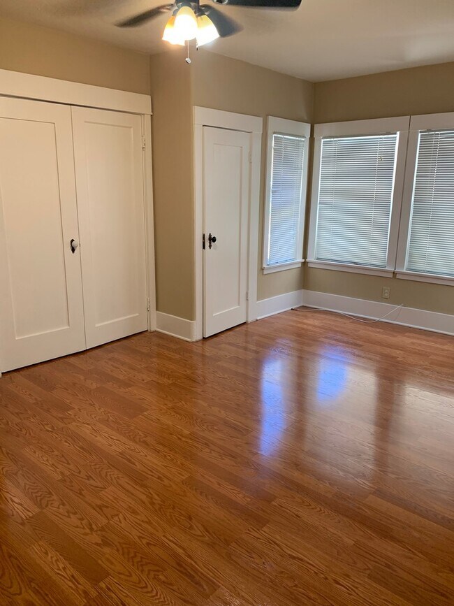 Foto del edificio - Cortez Hills: Large studio ready for immediate move in!