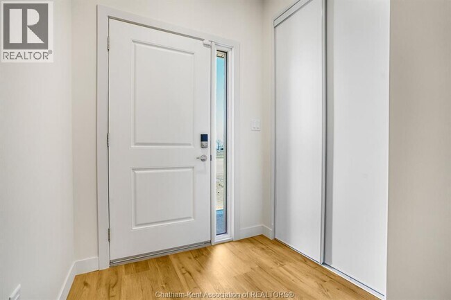 Photo du bâtiment - 7 MAGNOLIA LANE Unit# 20