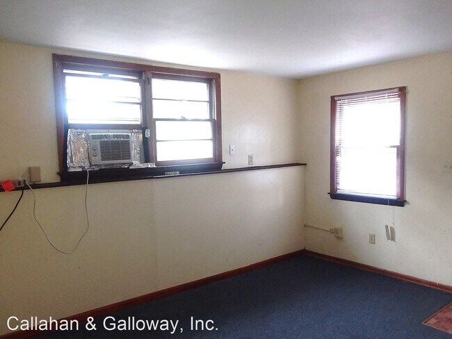 Building Photo - 2800 Fairhaven Dr