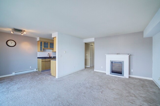 Foto del edificio - 2bd/1.75ba Bellevue Condo