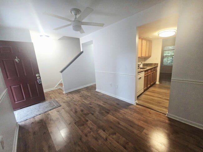 Building Photo - 9166 Lambskin Ln