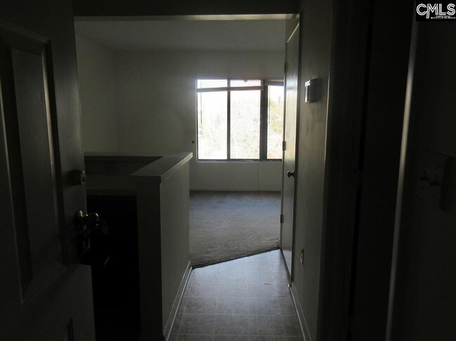 Foto del edificio - 1600 Park Cir