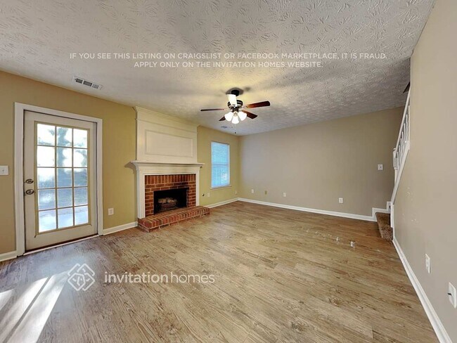 Foto del edificio - 1346 Dalesford Dr
