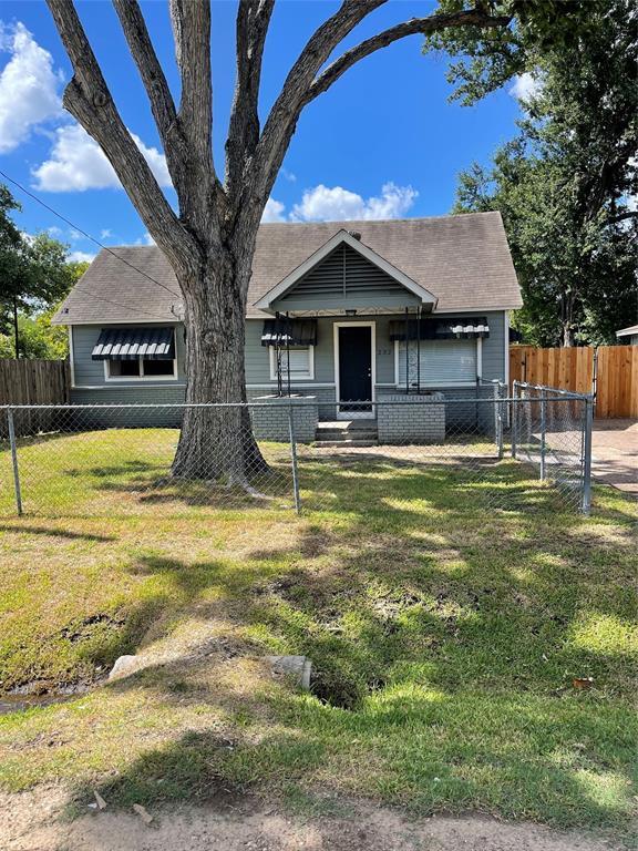 Building Photo - 232 Weisenberger Dr