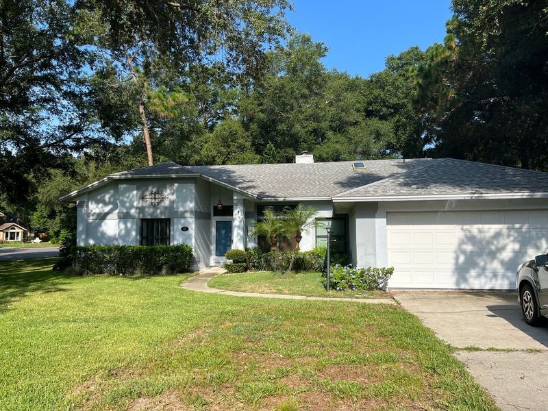 Primary Photo - 1191 Deer Lake Cir