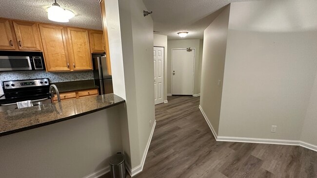 Foto del edificio - 6010 Chasewood Pky