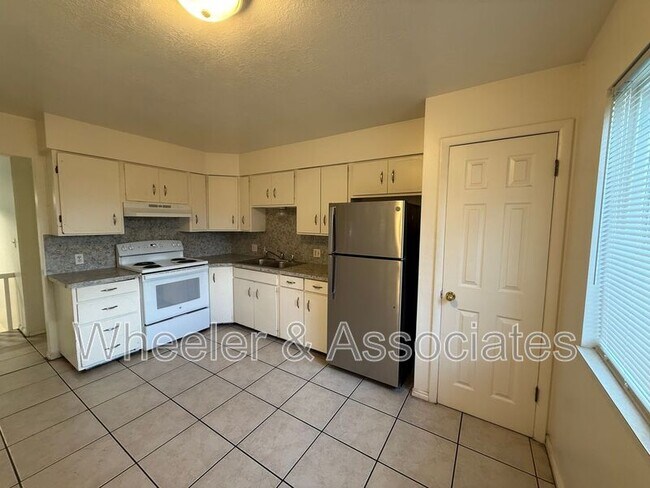 Foto del edificio - 4083 S Porter Ave