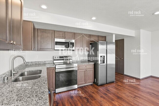 Foto del edificio - 7113 E Pacific Way