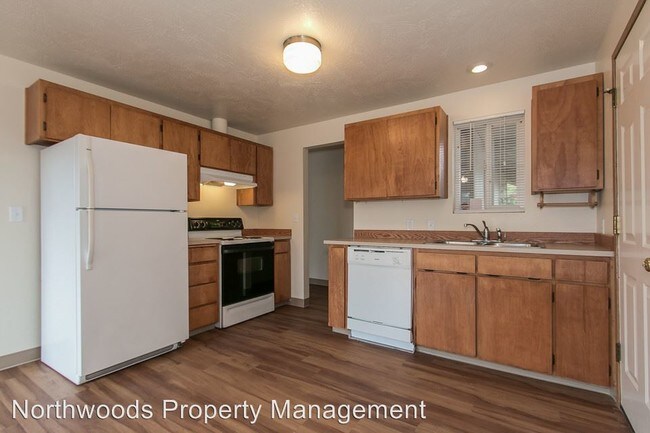 Foto del edificio - 3 br, 1 bath House - 2122 Amirante St