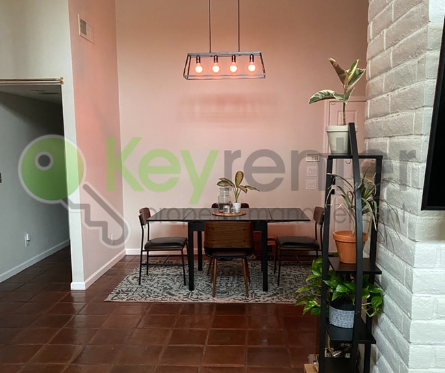 Building Photo - 2692 Bradford Way