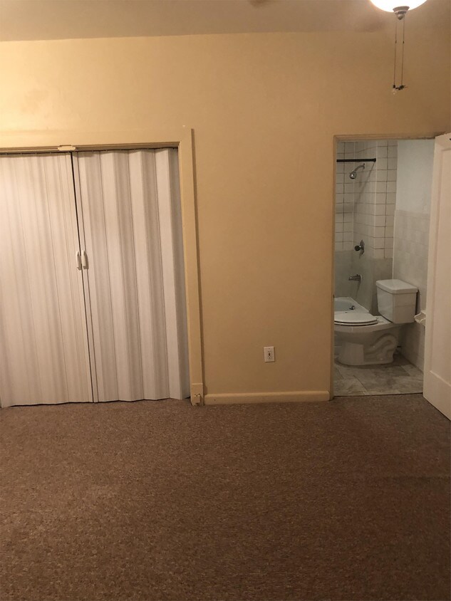 Building Photo - 315 Ridge Manor Dr