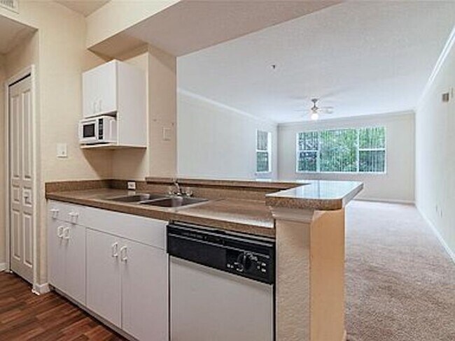Building Photo - 17106 Carrington Park Dr