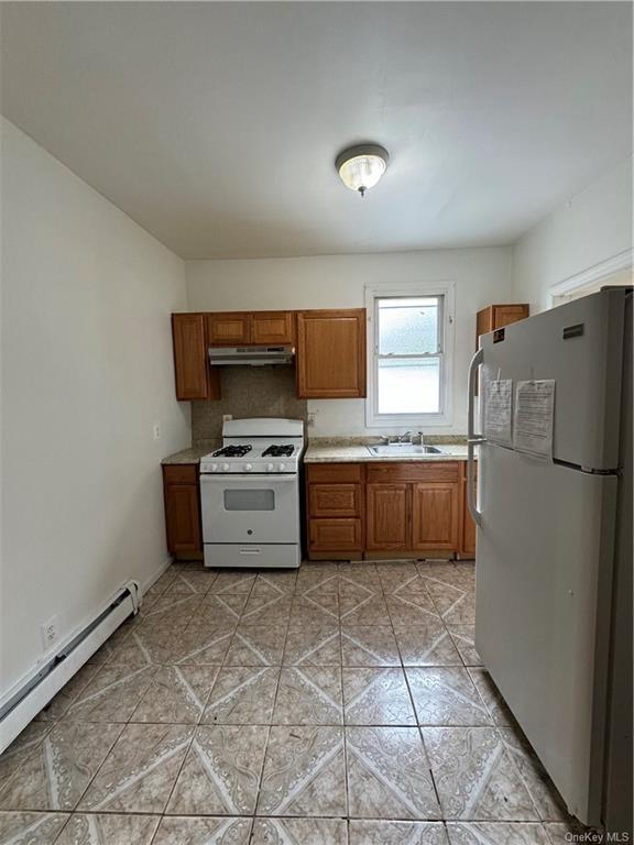 Building Photo - 127 W Parmenter St