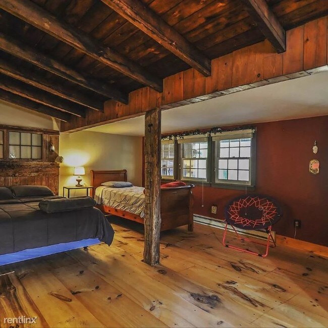Foto del edificio - 2 br, 1 bath Apartment - 451 Main St S