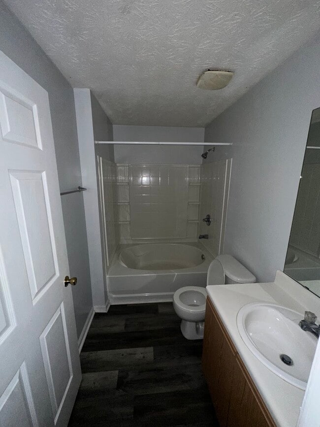 Building Photo - 2303 Waldrop Pl