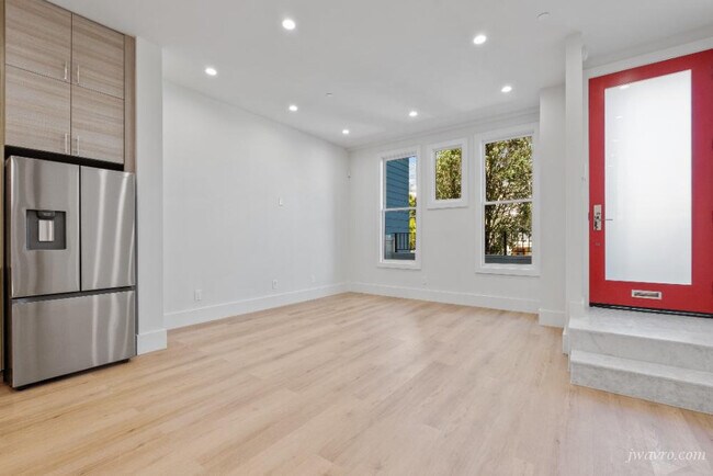 Building Photo - 4445 18th St