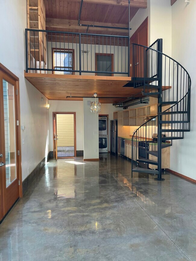 Foto del edificio - 8777 N Lombard St