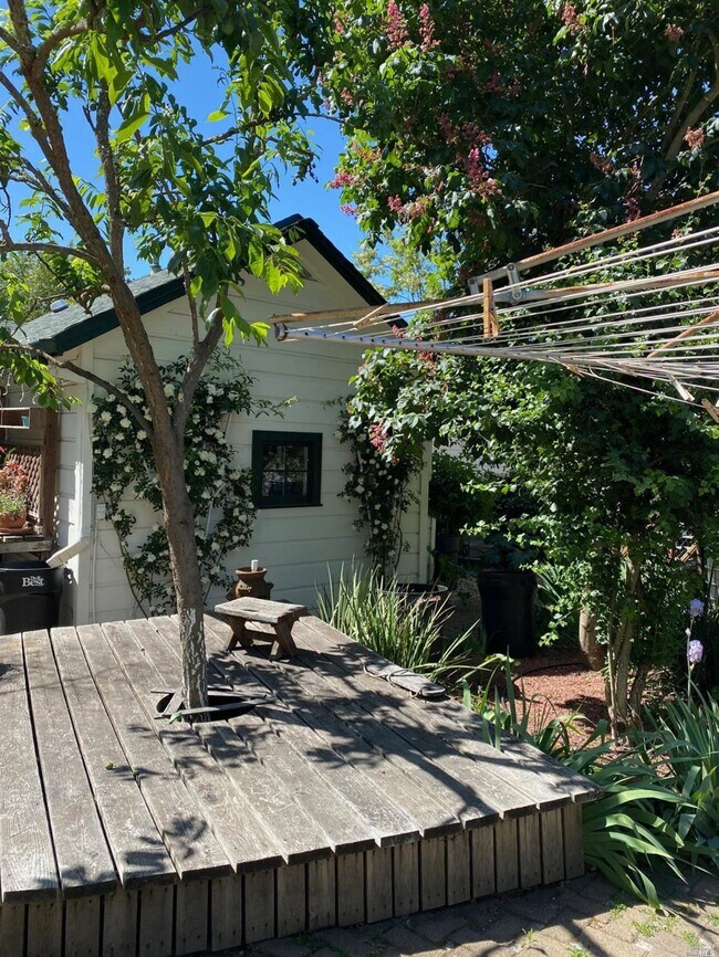 Foto del edificio - 5204 Beaumont Way