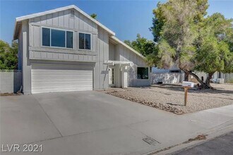 Building Photo - 3554 El Camino Rd