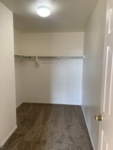 Building Photo - 6796 S Parliament Dr Building Photo - 6796 S Parliament Dr