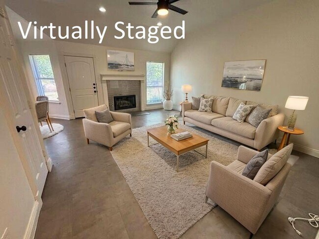 Building Photo - Updated home in Burleson