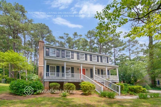 Foto del edificio - 5808 Heatherbrook Cir