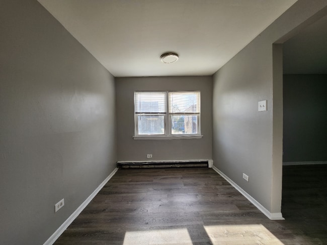 Building Photo - 6437 S Evans Ave