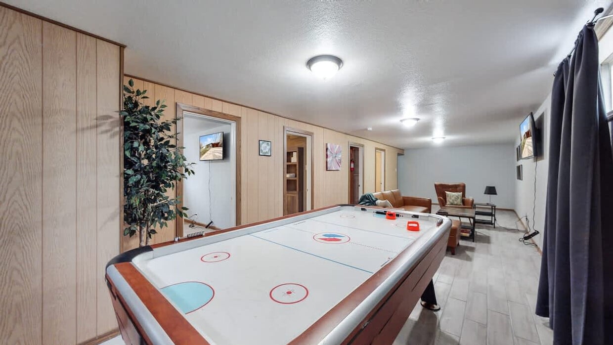 Foto principal - 1242 Elder St