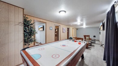 Building Photo - 1242 Elder St