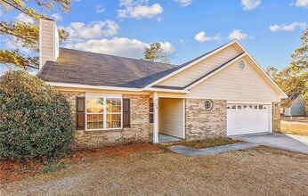 Building Photo - 116 Mosswood Dr