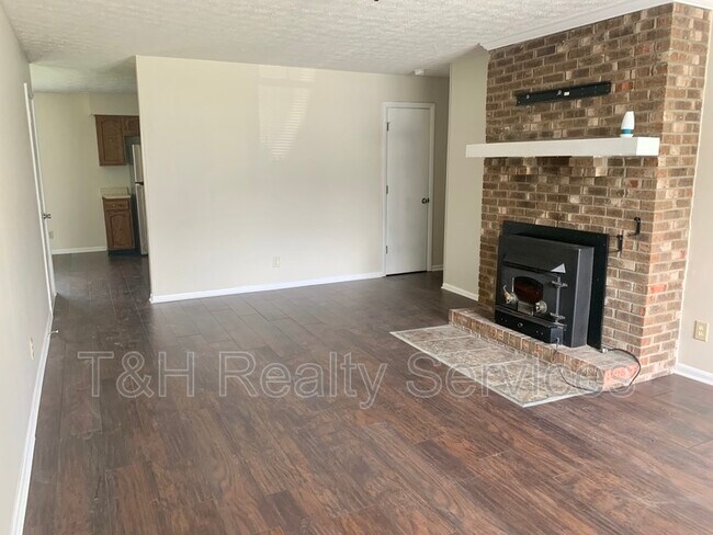 Building Photo - 4828 Tempe Ct