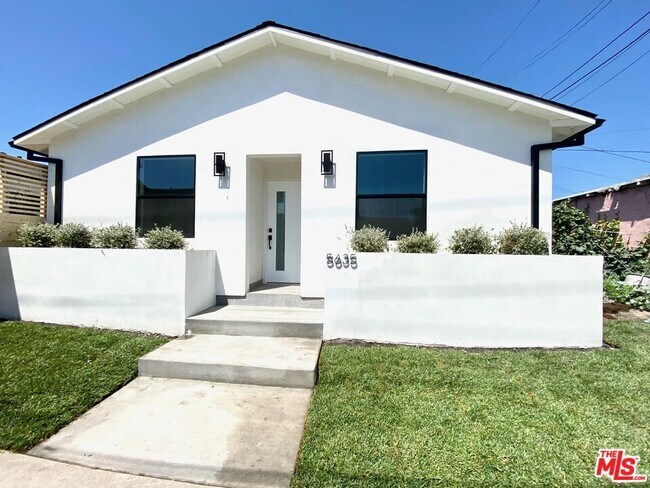 Building Photo - 5635 Boden St