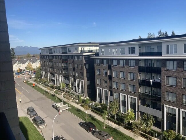 Photo du bâtiment - 8509-8158 158 St