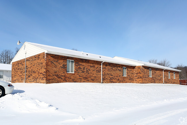 Building Photo - Woodland Meadows