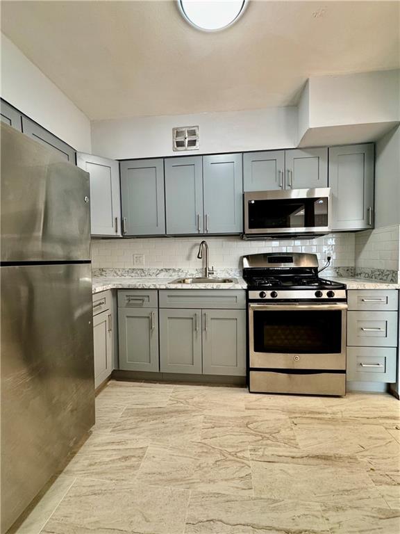 Foto del edificio - 1425 E 80th St
