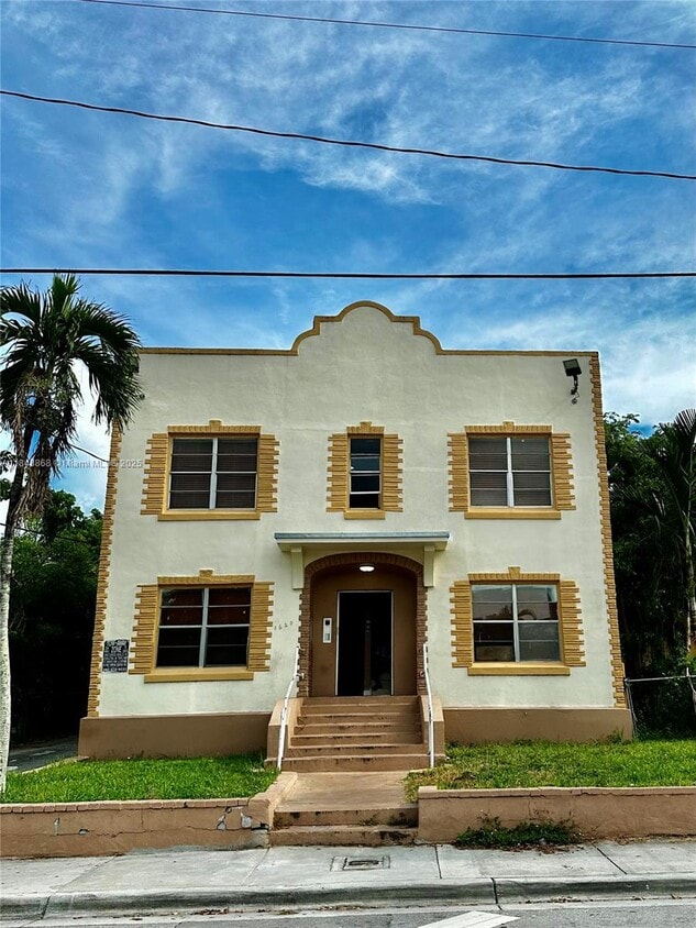 Primary Photo - 1620 NW 3rd St