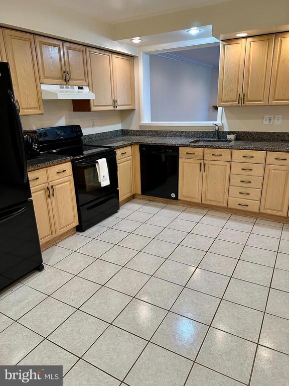 Foto del edificio - 1741 S Hayes St