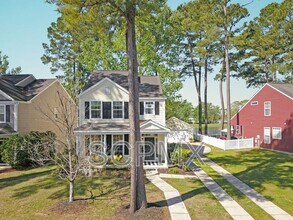 Building Photo - 8963 N Red Maple Cir