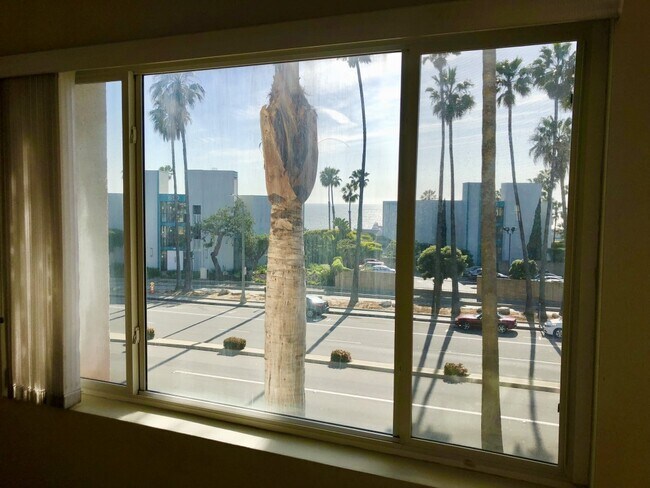 Foto del edificio - Ocean View Corner Unit Condo w/Balcony+Jac...
