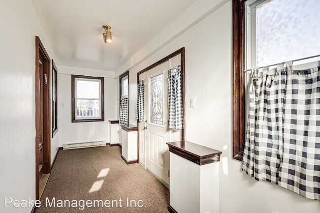 Foto del edificio - 4 br, 3 bath House - 240 N. Bryan St