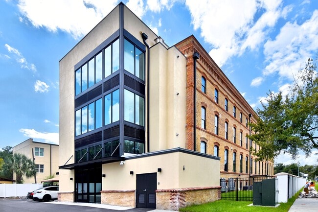 Building Photo - Cigar Lofts