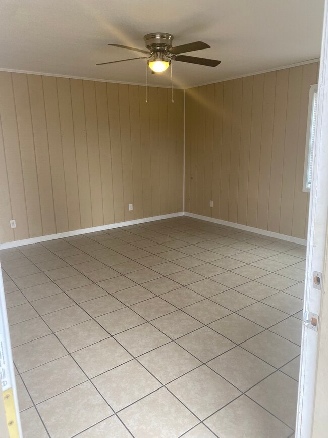 Building Photo - 5308 Apt Dr