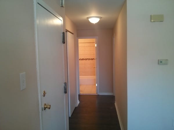 Building Photo - 5817 Hegerman St