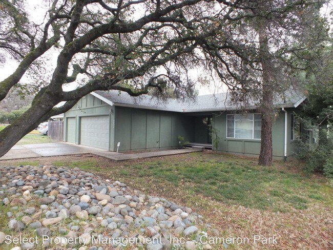 Building Photo - 3 br, 2 bath House - 3232 Country Club Drive