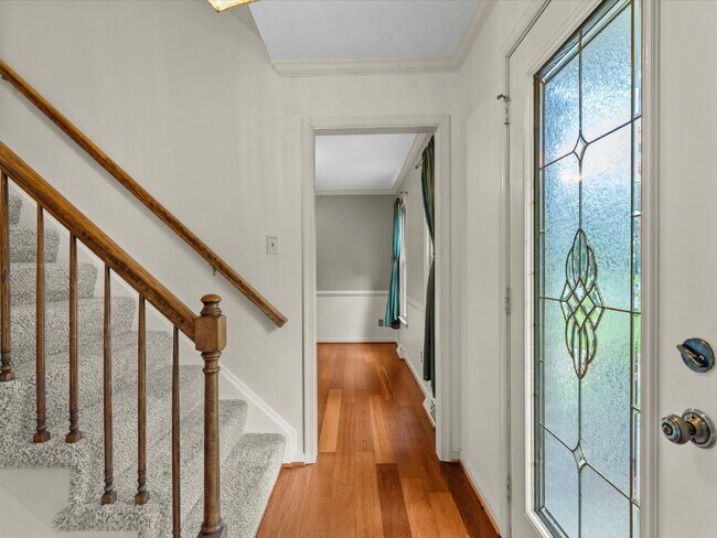 Building Photo - 10948 Sunset Hills Dr